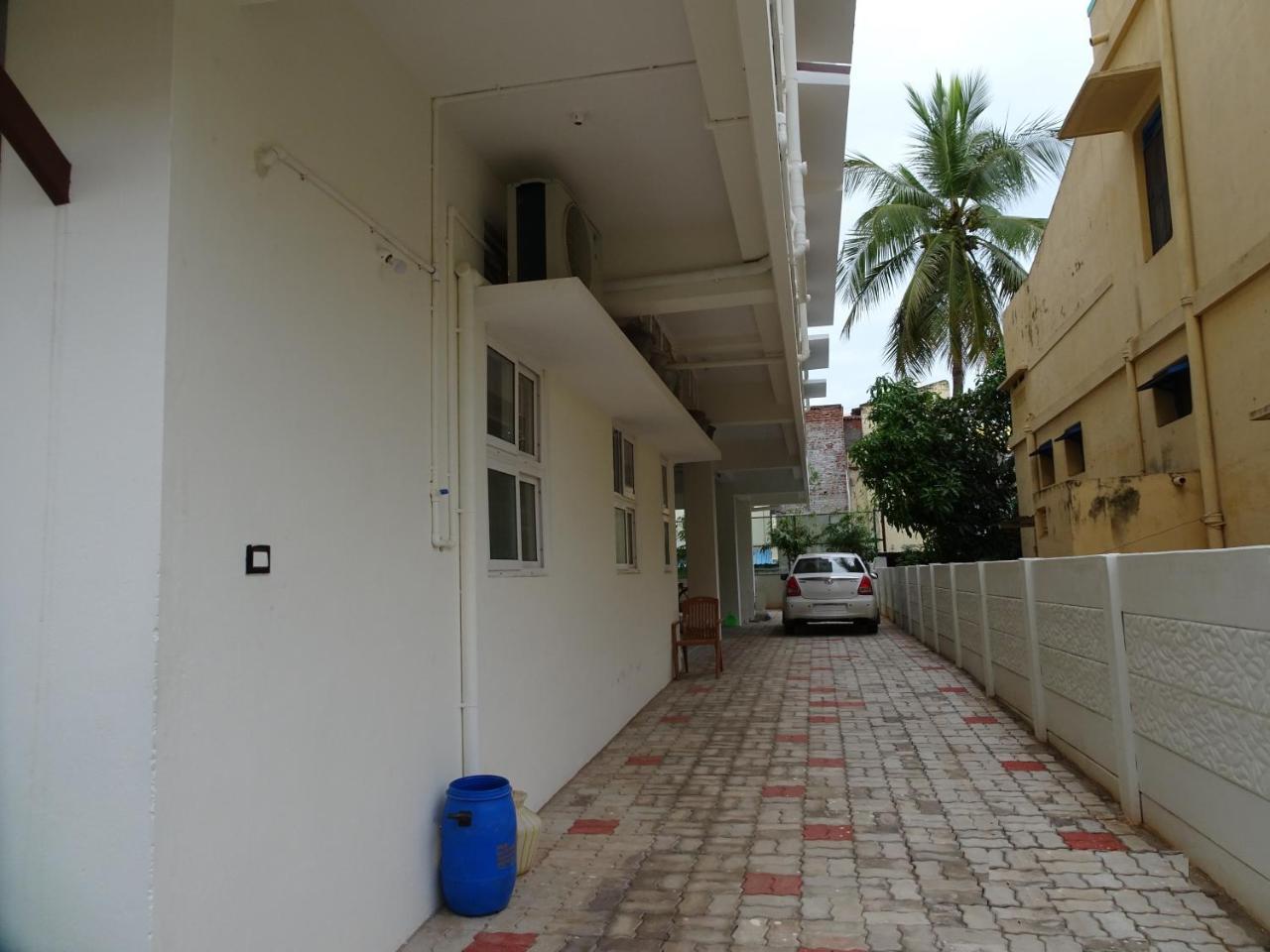 Haritham Appartement Tiruchirappalli Buitenkant foto